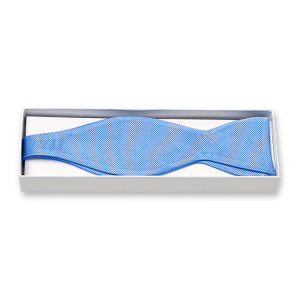 Hellblaue Fliege zum Selberbinden (2)