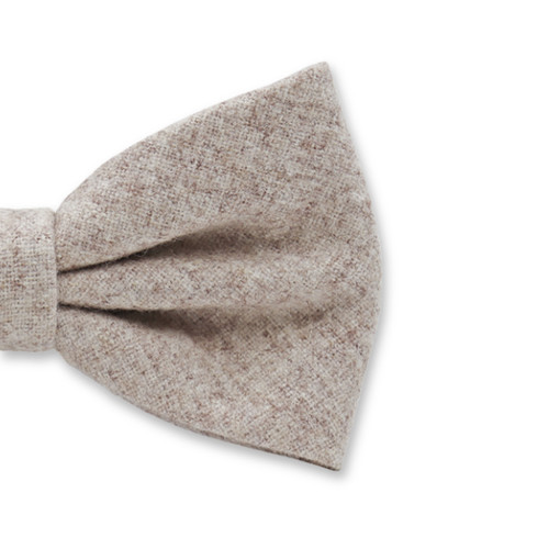 Beige Fliege aus Wolle (2)