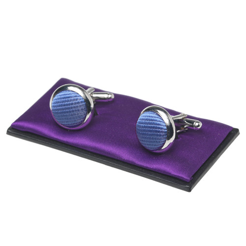 Blaue Manschettenknöpfe (1)