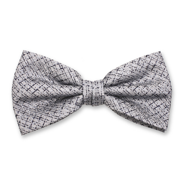 Graublaue Bouclé-Fliege (1)