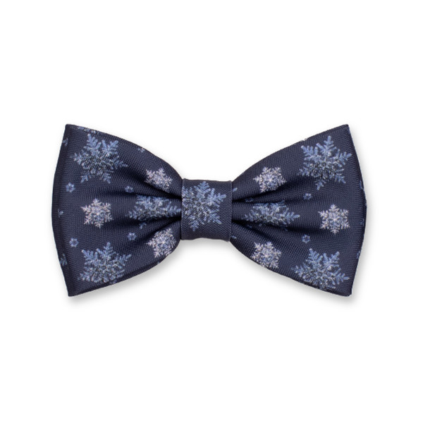 Eisblaue Weihnachtsfliege – Schneeflocken (1)