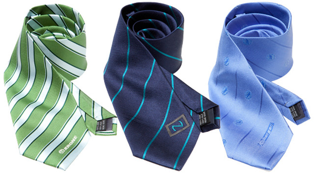 Krawatte Logo in Stoff gewebt